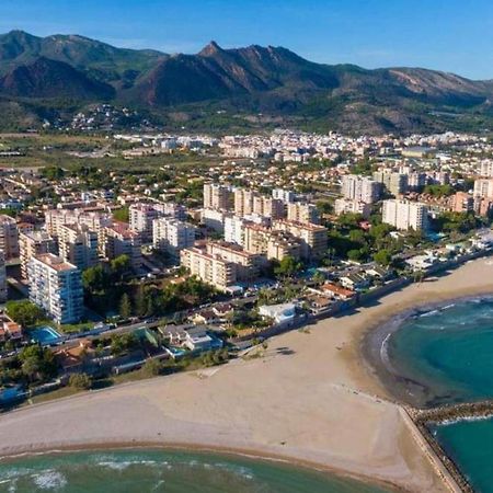 Nuevo Apartamento Moderno En Benicasim Con Terraza Y A Minutos De La Playa Benicàssim Eksteriør bilde