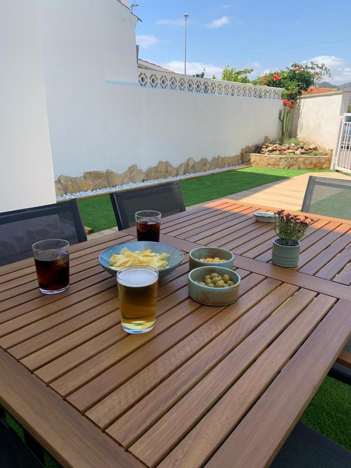 Nuevo Apartamento Moderno En Benicasim Con Terraza Y A Minutos De La Playa Benicàssim Eksteriør bilde